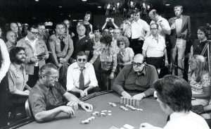 Jugadas legendarias: Doyle Brunson y su 10-2 (WSOP 1976 y 1977)