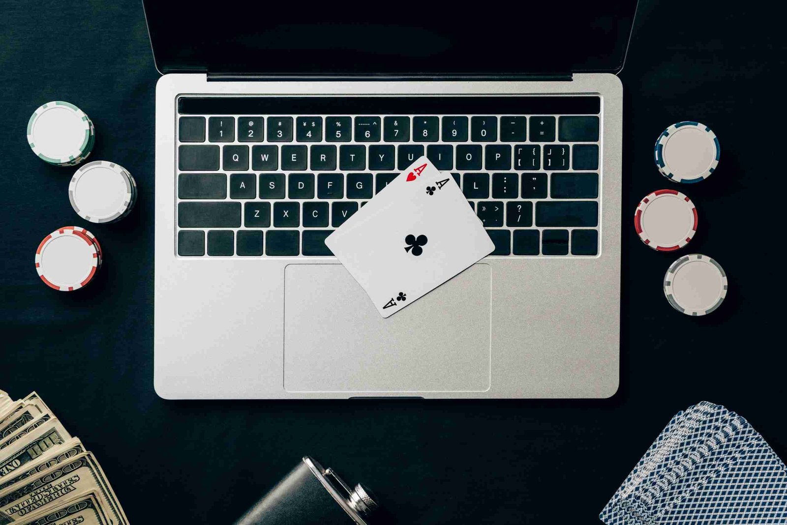 estrategias intermedias en el poker