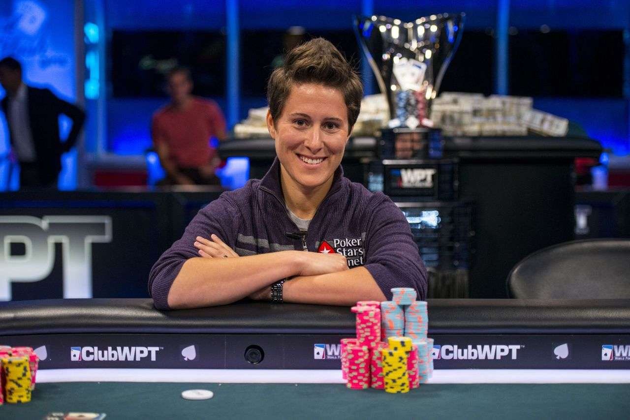 mujeres en el poker