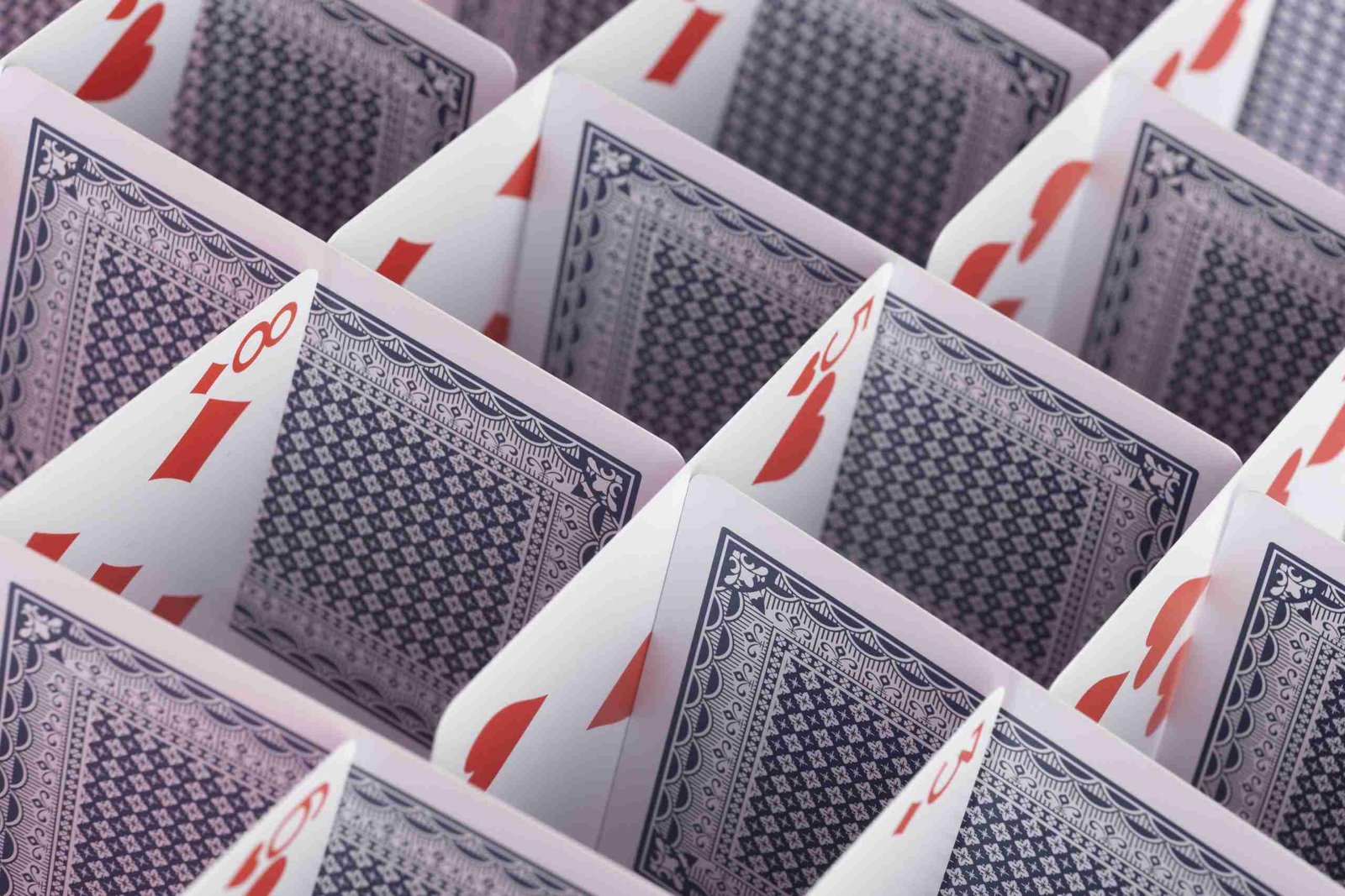laberinto de cartas de poker