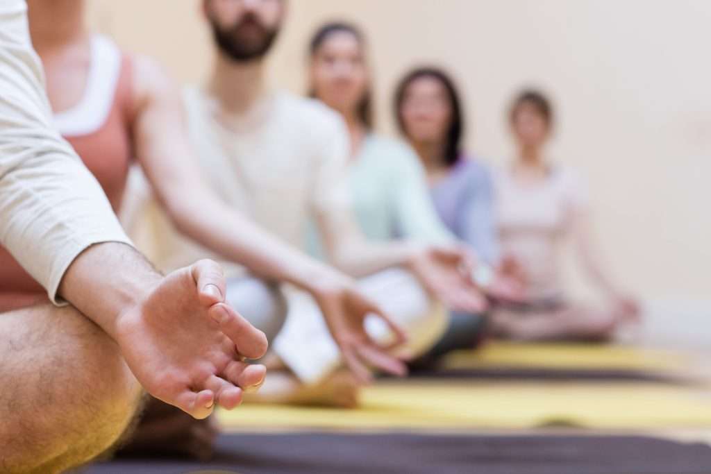 Meditación en el póker: Clave para mejorar su estrategia