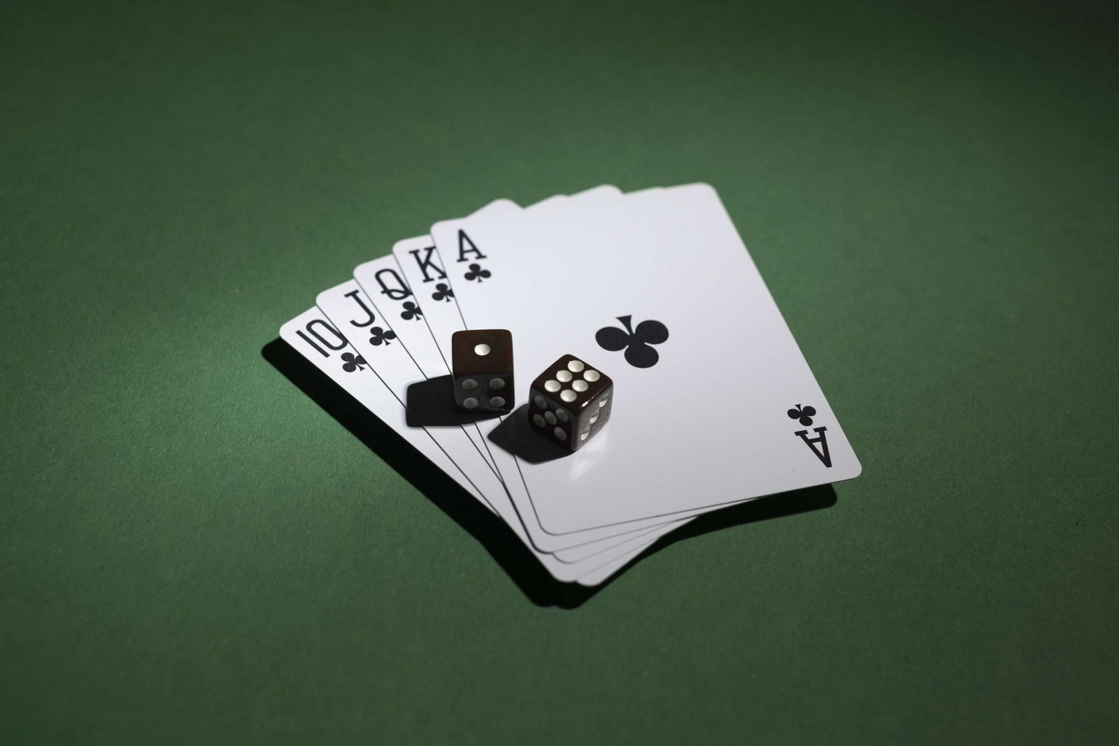 estrategia de poker adaptativa 2023